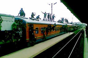 Ayi Beutik: PT KA Lebay