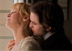Robert Pattinson Cumbui Uma Thurman di Bel Ami