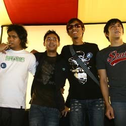 Ariel Pastikan Rilis Album Nggak Lebih dari 4 Bulan Lagi