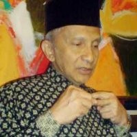 SMP Budi Mulia Dua Rayakan Kelulusan Bersama Amien Rais