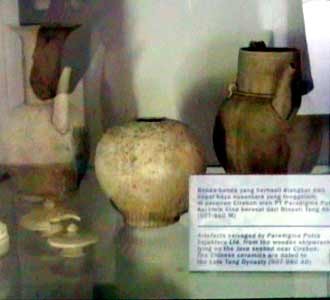 Melihat Harta Karun di Borobudur