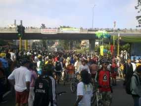 Pemberi Makanan dan Minuman Gratis Boleh Mangkal