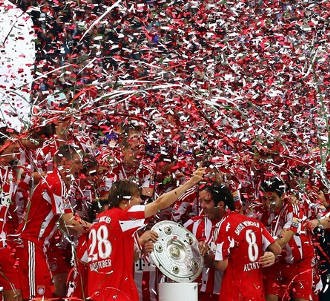 Bayern Munich Berpesta