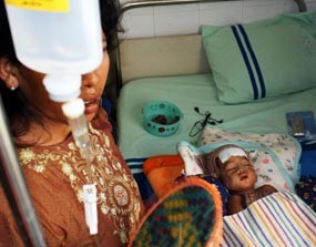 Dua Balita Radang Otak Masih Tak Sadarkan Diri