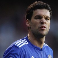 Ballack: Mana Kontrak Baruku, Chelsea?