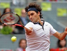 Federer Lewati Ujian Pertama