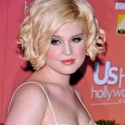 Kelly Osbourne Syok Bisa Setia Dengan Satu Pria