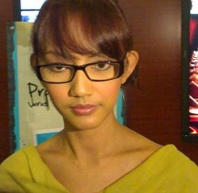 Belum Punya Anak, Nina Tamam Direpotkan Anjing