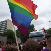 Parade Gay dan Lesbian Dibubarkan Polisi