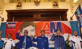 Hanya Money Politics Yang Bisa Bikin AM Kalah