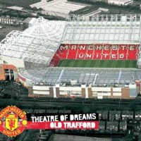 Tri Jaring Fans MU Lewat Kompetisi BlackBerry