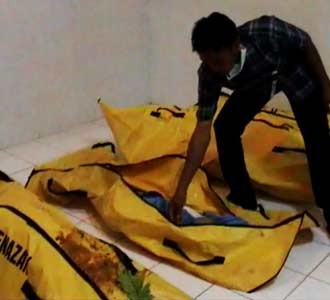 Satu Keluarga Tewas Bunuh Diri