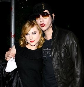 Marilyn Manson-Evan Rachel Kompak Jadi Pembunuh