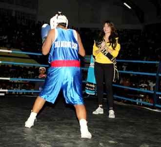 Tamara Bleszynski di Ring Tinju