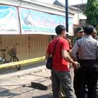 Toko Emas Semar Dirampok Pria Berpistol, 3 Kg Emas Amblas