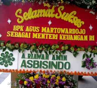Karangan Bunga Untuk Agus Martowardojo