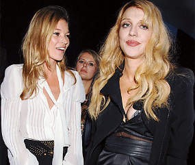 Kate Moss-Courtney Love Pernah Jadi Pasangan Lesbi