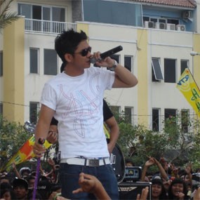 Pasha Ungu Siap Menikah Sebelum Ramadan