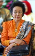 Ainun Habibie, Ibu Negara yang Gemar Jogging