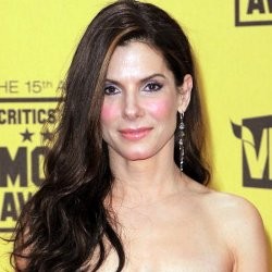 Sandra Bullock Bangga Suami Masuk Rehabilitasi Seks