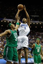 Raih Poin Kedua, Magic Hidupkan Peluang