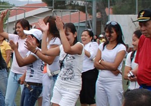 Dangdut Menggoyang Yunani!