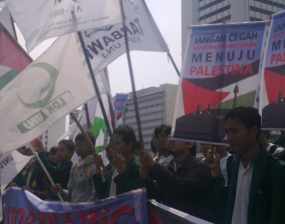 Aksi Protes Israel di Bundaran HI Bergeser ke Istana
