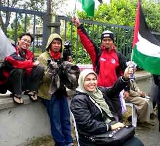 Foto WNI Korban Serangan Israel