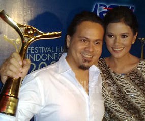 Laris Tawaran Akting, Titi Sjuman Pilih-pilih Peran