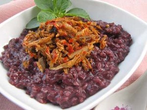 Resep Bubur: Bubur Hitam Sambal Ikan