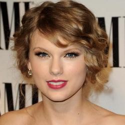 Taylor Swift Siap Habiskan 13 Jam Bareng Fans