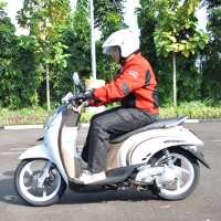 Honda Scoopy Retro Yang Responsif