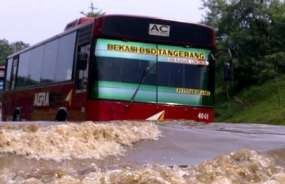 Jalur di Tol Bintaro Kembali Normal