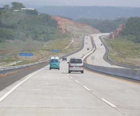 Akhir Juni Tarif Tol Soekarno-Hatta dan Cikampek Naik 10-12%