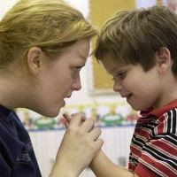 Deteksi Anak Autis Cukup dengan Tes Urine