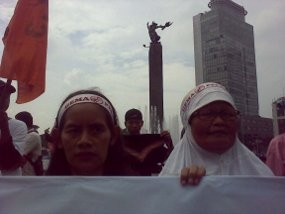 Massa Kritik Pemerintah Soal Pembangunan Rumah Bagi Warga 