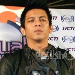 Jadi Trending Topics, Ariel Dapat Julukan Ariel Peterporn