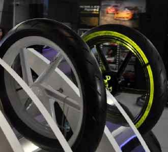 Ban Motor Ala Rossi