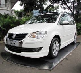 VW Touran Limited Edition Cuma Dijatah 50 Unit