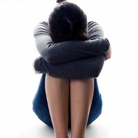 Mitos Perempuan yang Takut Dibilang Depresi