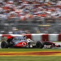 Duo McLaren Berjaya Lagi