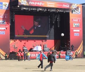 Piknik di Fan Fest