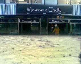 Kerugian Akibat Banjir di Orchard Road Ditaksir Jutaan Dolar 