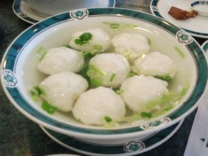 Ketagihan Kenyal Gurih Bakso Ikan Kalibata