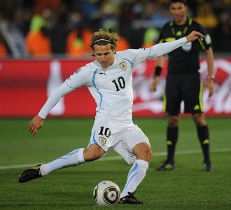 Forlan Bungkam Afsel 