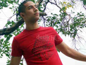 Main di Madame X, Marcell Serasa Mau Mati