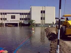  Kantor Bea Cukai Jateng-DIY Tergenang Rob, Pelayanan Ekspor Impor Belum Pulih