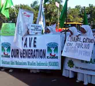 Ariel-Luna Didemo Pelajar