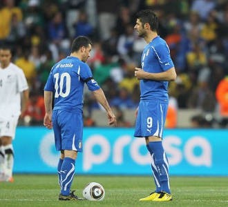 Seri Lagi, Italia