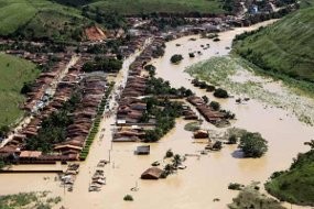 1.000 Orang Hilang Diterjang Banjir di Brasil